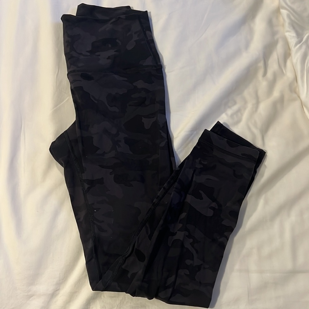 Camo leggings